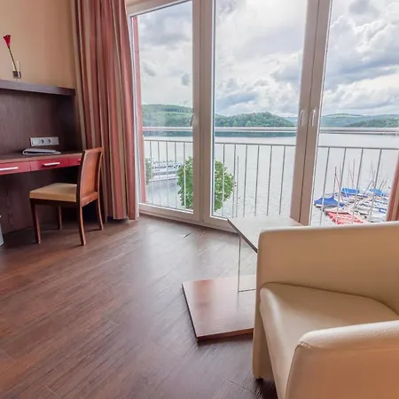 Отель Der Seehof 4*